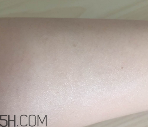 初之印修容氣墊CC霜怎么樣？多少錢？
