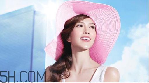 安耐曬各種顏色瓶子的區(qū)別？防曬霜可以直接涂在臉上嗎？