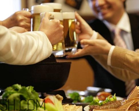 喝酒會(huì)影響記憶力嗎？喝酒會(huì)影響大腦嗎？