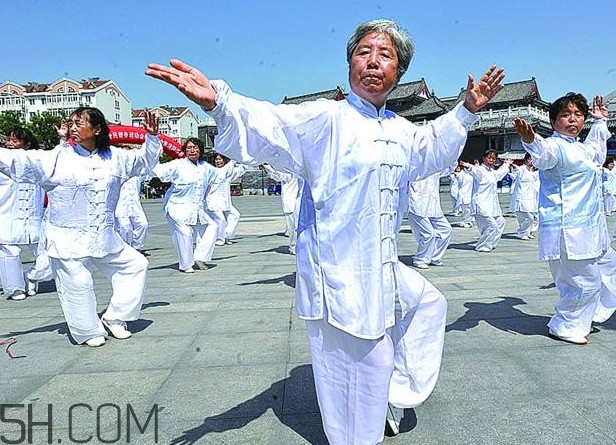 八段錦是誰創(chuàng)立的？八段錦什么時(shí)候練最好