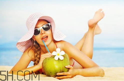 丸美防曬霜的價格是多少？spf50的防曬霜傷皮膚嗎？