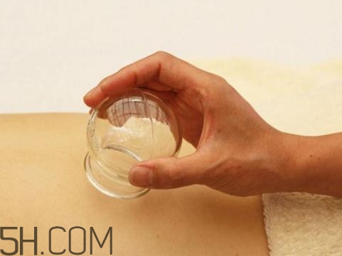 關(guān)節(jié)炎可以拔火罐嗎？關(guān)節(jié)炎拔罐管用嗎？