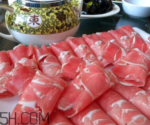 涮羊肉哪個部位最好吃？涮羊肉都有什么菜？