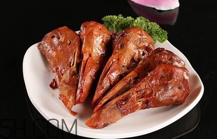 絕味鴨脖加盟費(fèi)多少？絕味鴨脖是統(tǒng)一配貨嗎