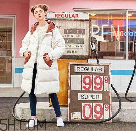 白色羽絨服怎么保存不發(fā)黃？白色羽絨服怎么打理？