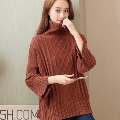 焦糖色衣服怎么搭配？焦糖色衣服搭配示范