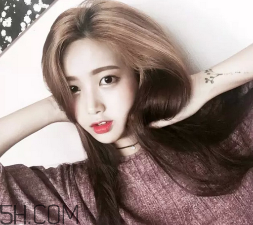 染發(fā)劑什么牌子最好？怎么延后補染頭發(fā)？