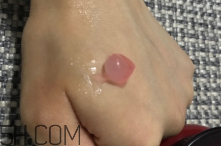 悅詩風吟石榴睡眠面膜好用嗎？悅詩風吟石榴凝珠睡眠面膜評測