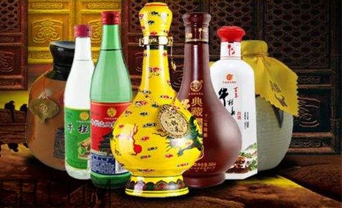 牛欄山二鍋頭是勾兌的嗎？百年牛欄山52度價(jià)格