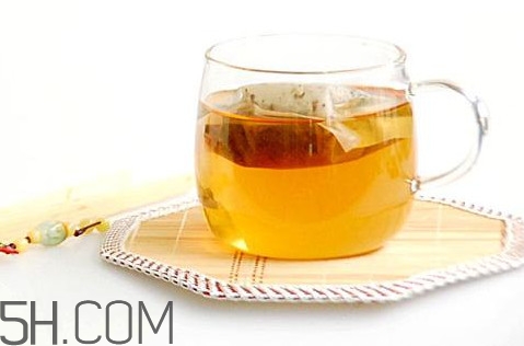荷葉茶可以降血壓?jiǎn)?？荷葉茶可以和什么搭配