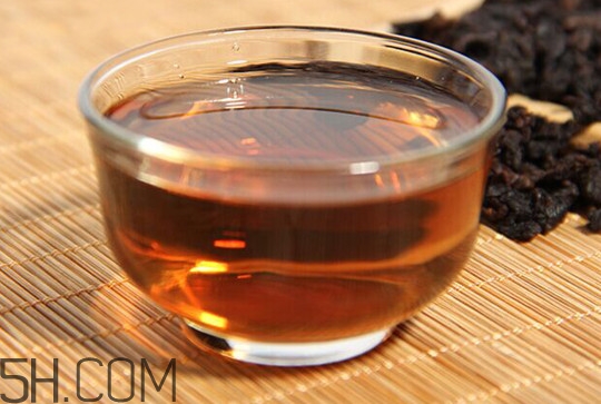 天氣干燥煲什么湯喝最好？氣候干燥喝什么茶好