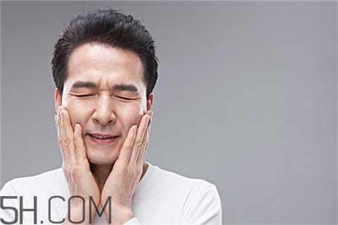 酒精肝能治好嗎？酒精肝早期什么癥狀？