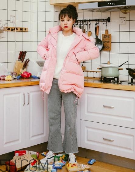 粉色羽絨服怎么搭配？粉色羽絨服搭配圖片