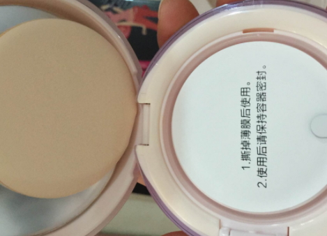 卡姿蘭氣墊cc和瑪麗黛佳哪個好？對比