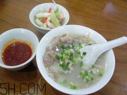 羊肉湯不能和什么一起吃？羊肉湯上火嗎