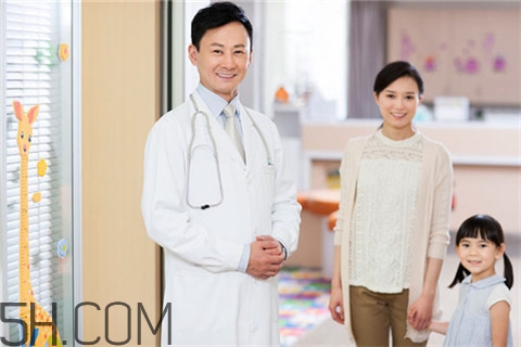 冠心病對眼睛有影響嗎？冠心病有生命危險嗎？