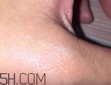 娜貝爾眼霜效果怎么樣？娜貝爾眼霜怎么用？