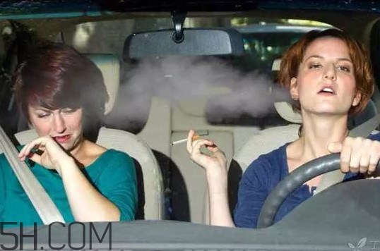直接吸煙與二手煙有什么區(qū)別？為什么二手煙比一手煙危害大