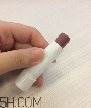 balea櫻桃潤(rùn)唇膏好用嗎？balea櫻桃潤(rùn)唇膏多少錢？