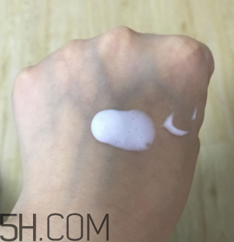 絲塔芙保濕潤膚乳嬰兒能用嗎？絲塔芙潤膚乳怎么樣？