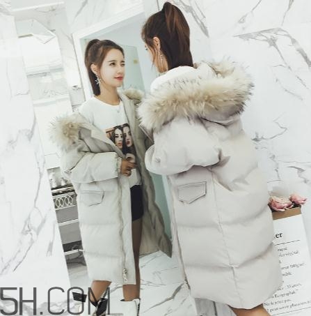 羽絨服可以暴曬嗎？羽絨服曬掉色了怎么辦？