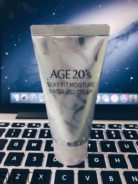 愛敬藍(lán)色氣墊怎么樣？愛敬和vant氣墊對比
