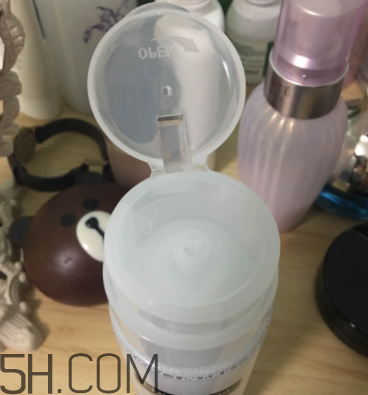 露得清卸妝水好用嗎？露得清卸妝水怎么樣？
