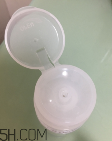 露得清卸妝水怎么用？露得清卸妝水多少錢(qián)？