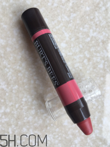 小蜜蜂唇膏筆怎么樣？小蜜蜂唇膏筆好用嗎？
