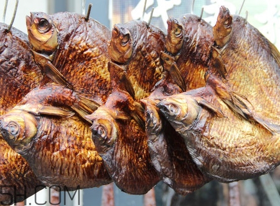 咸魚要泡多久？咸魚用冷水泡好還是熱水泡好