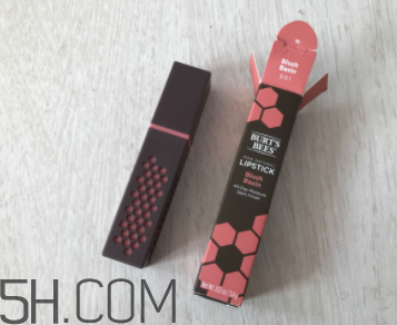 小蜜蜂口紅好用嗎？小蜜蜂口紅試色