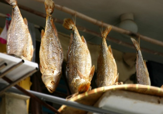 如何去除咸魚的腥味？咸魚一般要蒸多久時間