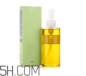 怎么用卸妝油不傷皮膚？卸妝油使用注意事項(xiàng)