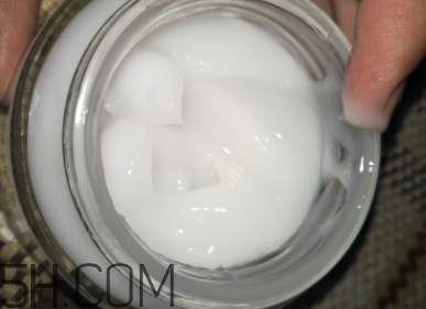 御泥坊美白面膜有效嗎？御泥坊美白面膜怎么樣？