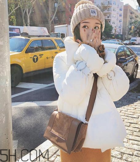 棉服上的油怎么洗掉？棉服跑棉怎么辦？