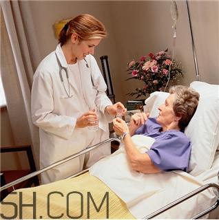 白內(nèi)障能治好嗎？白內(nèi)障能做二次手術(shù)嗎？