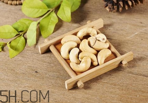 腰果是發(fā)物嗎？腰果有補(bǔ)腎的功效嗎