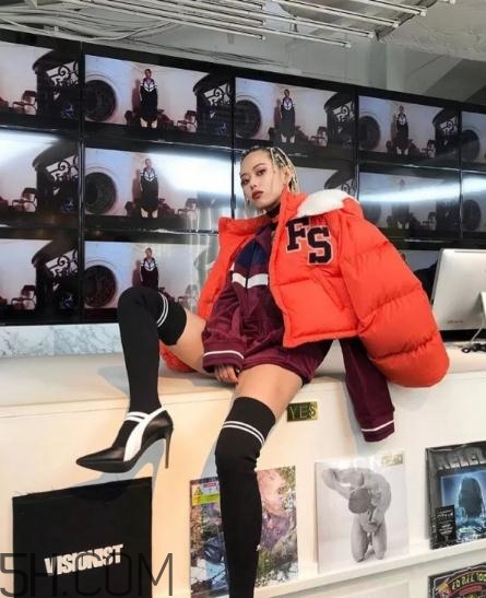 羽絨服怎么穿顯瘦？羽絨服怎么搭配不臃腫？