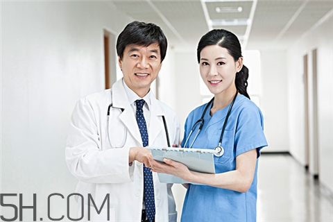 老花眼能恢復(fù)正常嗎？老花眼可以考駕照嗎？