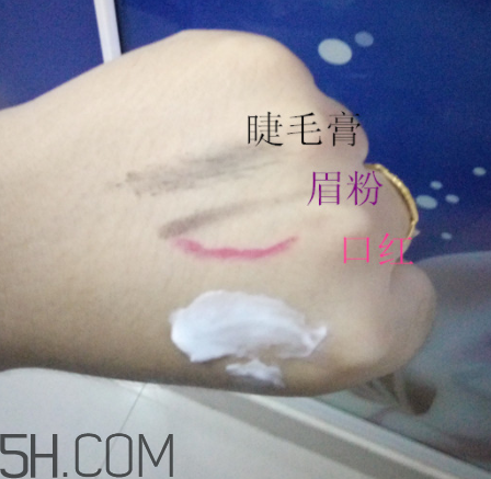 一葉子酪梨潔面乳怎么樣？一葉子酪梨潔面乳好用嗎？