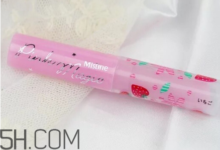 怎么區(qū)分真假mistine草莓變色唇膏？mistine草莓變色唇膏主要功效