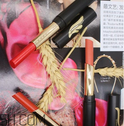 mistine羽翼口紅哪個(gè)色最火？mistine口紅在泰國(guó)賣多少錢？