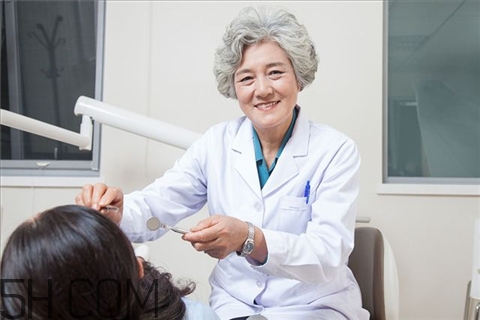 骨折是什么感覺？骨折是輕傷還是重傷？