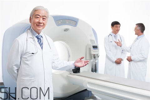 骨折需要打消炎針嗎？骨折打石膏多久能拆？