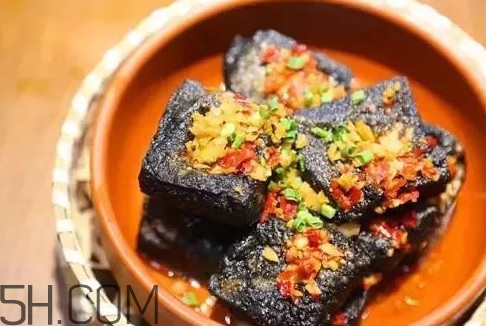 臭豆腐是怎么做的？臭豆腐是大便做的嗎