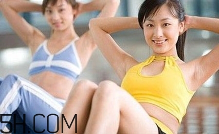 腰椎不舒服怎么辦？怎么預(yù)防腰椎間盤突出？