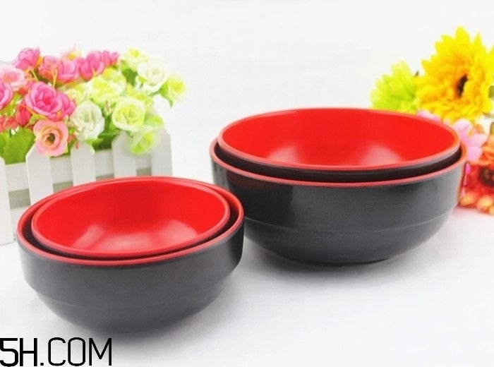 什么是仿瓷碗？仿瓷碗是塑料碗嗎？