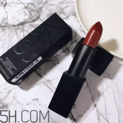 nars mona口紅顯白嗎？nars mona適合黃皮嗎？