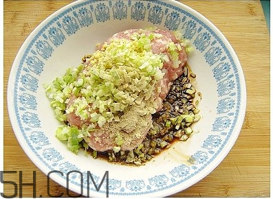 蓮藕可以和豆腐一起吃嗎？蓮藕和豆腐一起吃有什么好處？