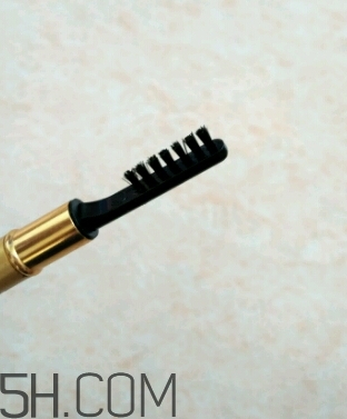 歐蒙睫毛膏和火烈鳥哪個好?歐蒙睫毛膏好用嗎？